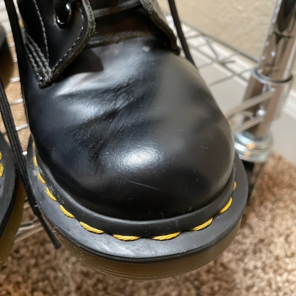 1460 Smooth Leather Lace Up Air Wair Dr. Martens Combat Boots - Picture 6 of 11